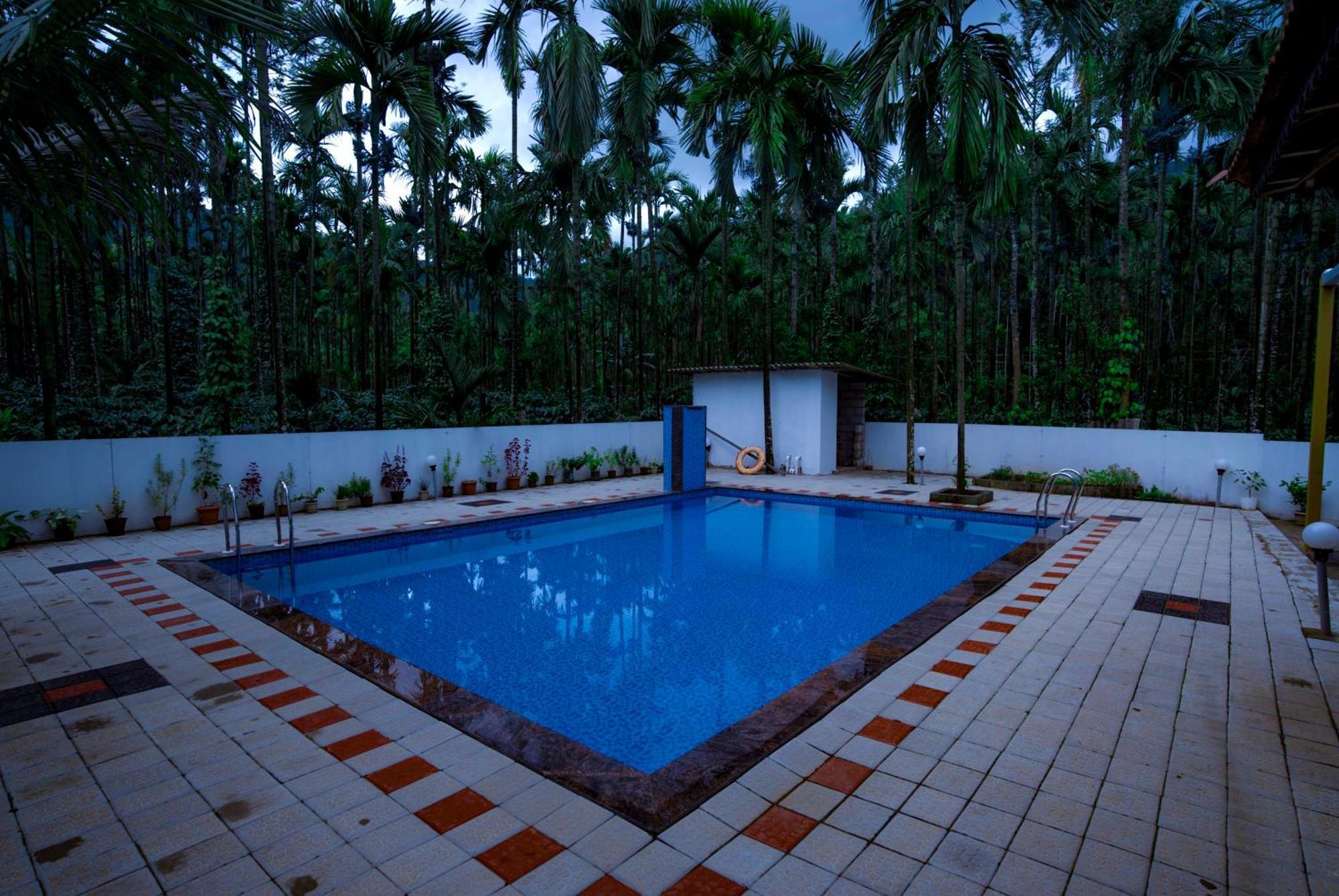 Parampara Resort Chikmagalur Kalasa Exterior foto